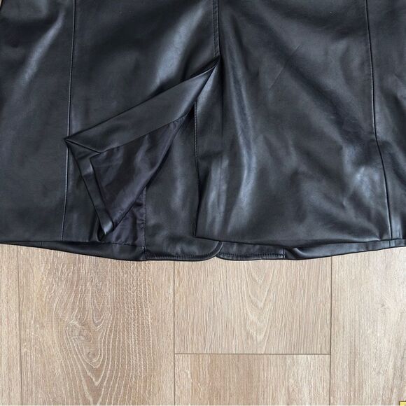 S O L D : Gap Vegan Leather Blazer Black Size Large Womens - Picture 9 of 13